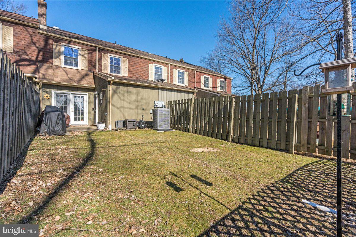 54 Stonegate Road Quakertown, PA 18951 - Photo 21 of 21 Fenced yard