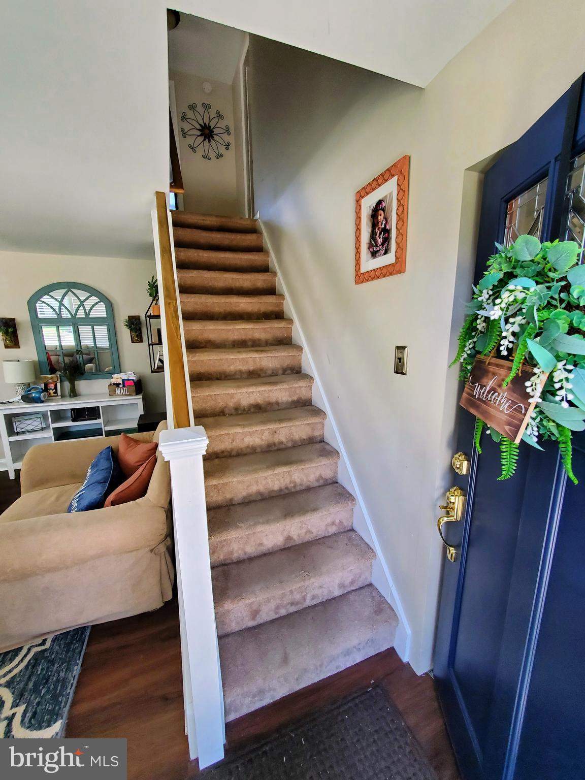 206 Rolling Road Broomall, PA 19008 - Photo 2 of 31