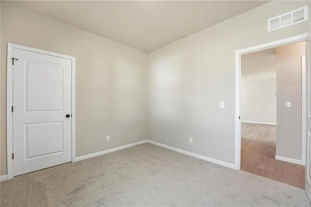 $378,122 | 27016 East Dogwood Lane, Lee's Summit, MO 64086