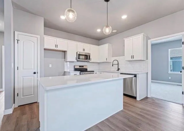 $378,122 | 27016 East Dogwood Lane, Lee's Summit, MO 64086