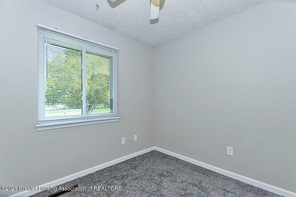 2322 Wabash Road Lansing, MI 48910 - Photo 15 of 23 15