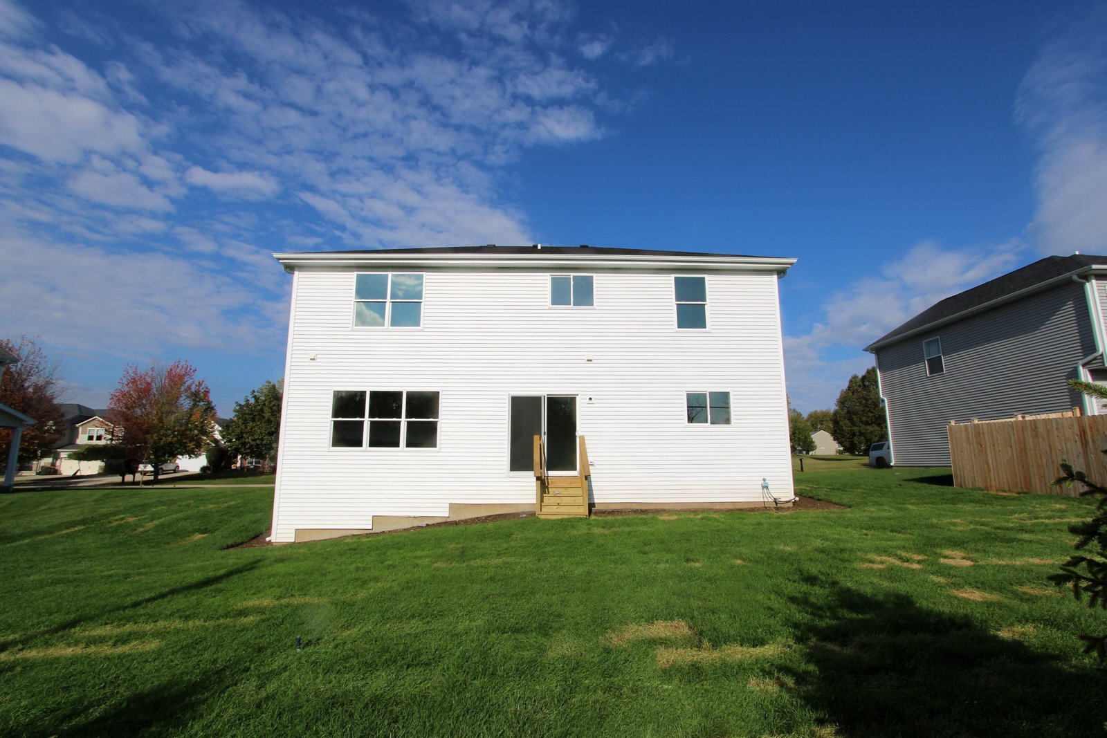 715 Fox Trail Terrace Cary, IL 60013 - Photo 20 of 22 a front view of house with yard