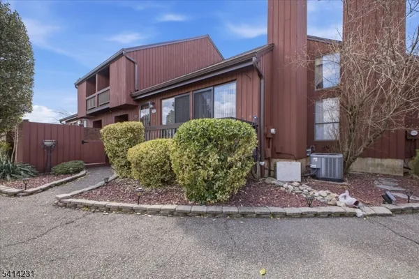 $475,000 | 26 Bloomingdale Drive, Unit 1C, Hillsborough, NJ 08844