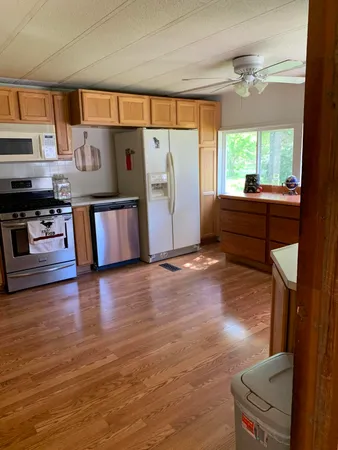 $185,900 | 5501 Egner Street Northeast, Cedar Springs, MI 49319