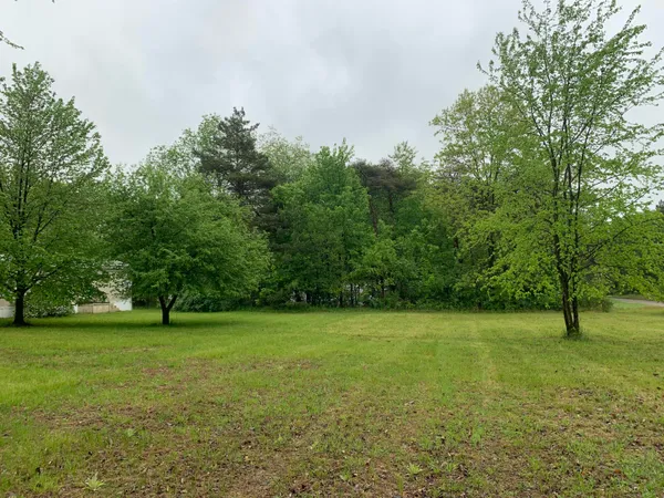 $185,900 | 5501 Egner Street Northeast, Cedar Springs, MI 49319