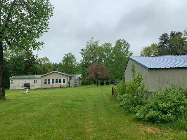 $189,500 | 5501 Egner Street Northeast, Cedar Springs, MI 49319