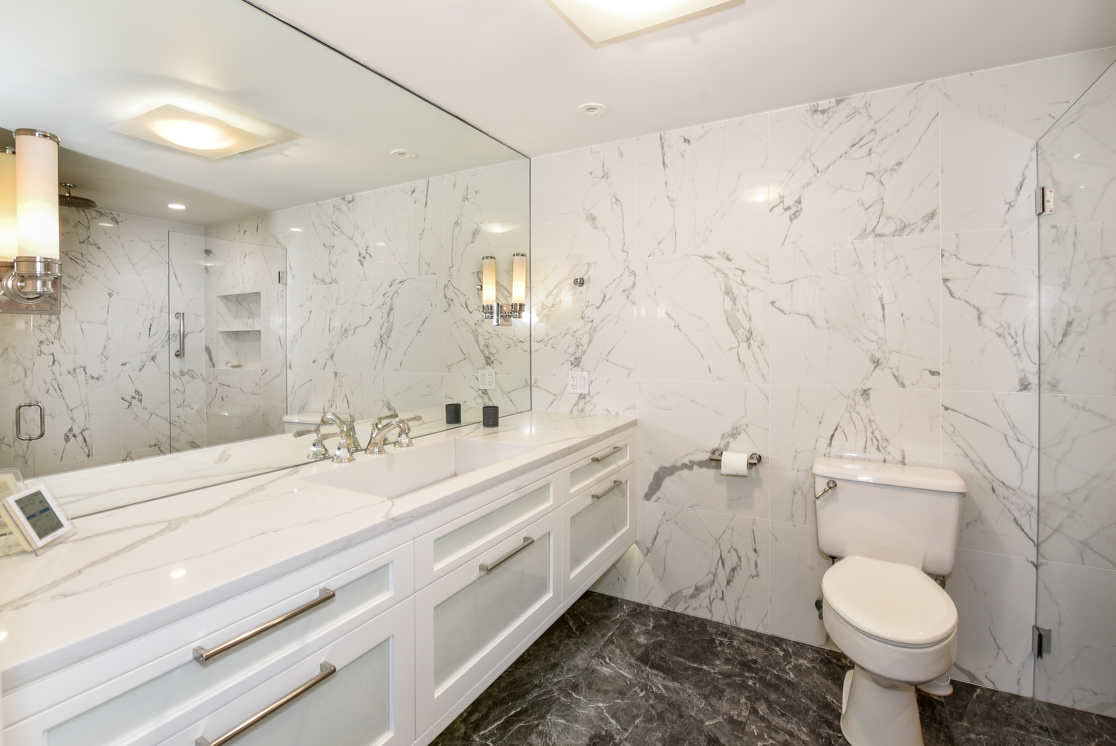 221 Essex Road Winnetka, IL 60093 - Photo 25 of 36
