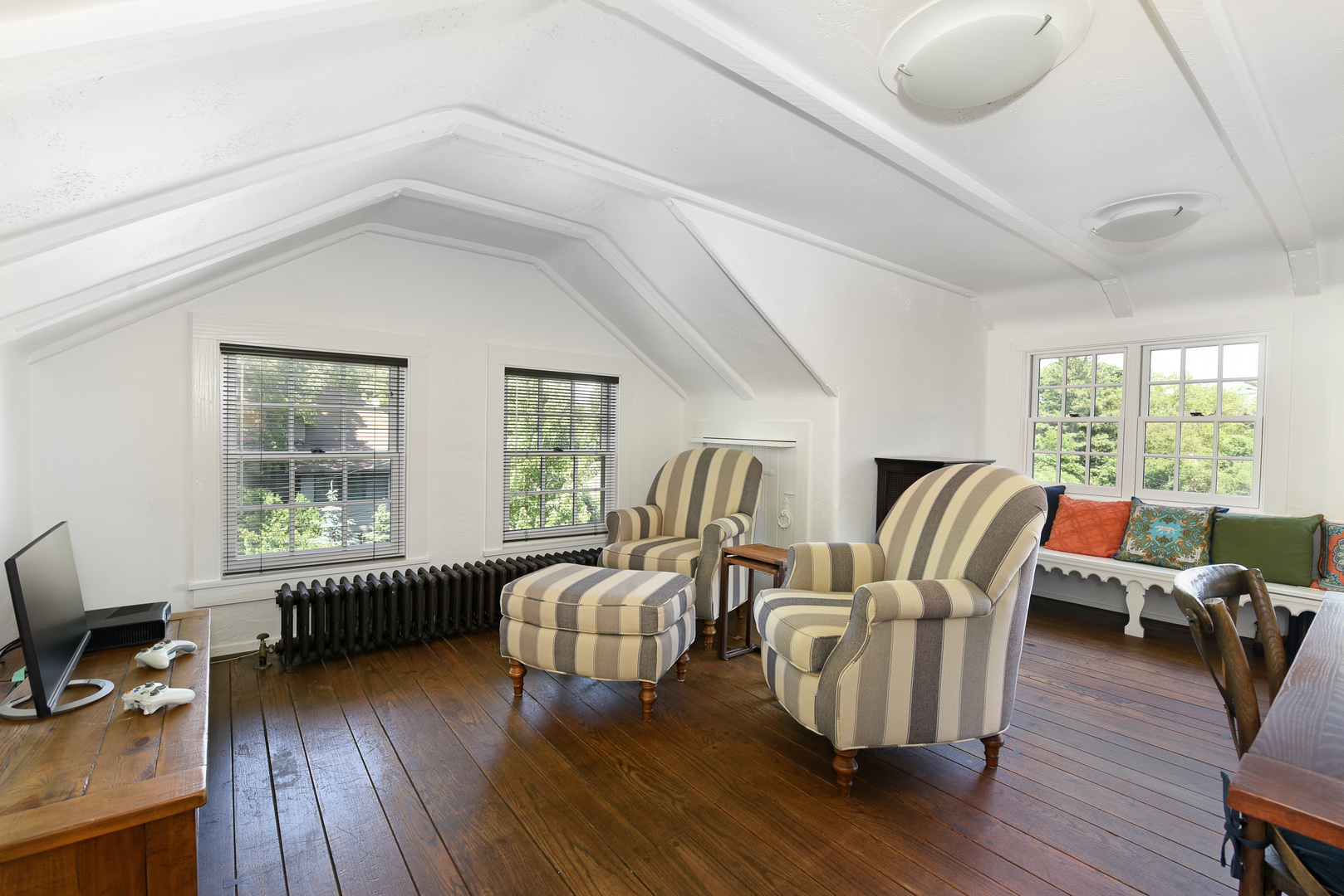 221 Essex Road Winnetka, IL 60093 - Photo 32 of 36