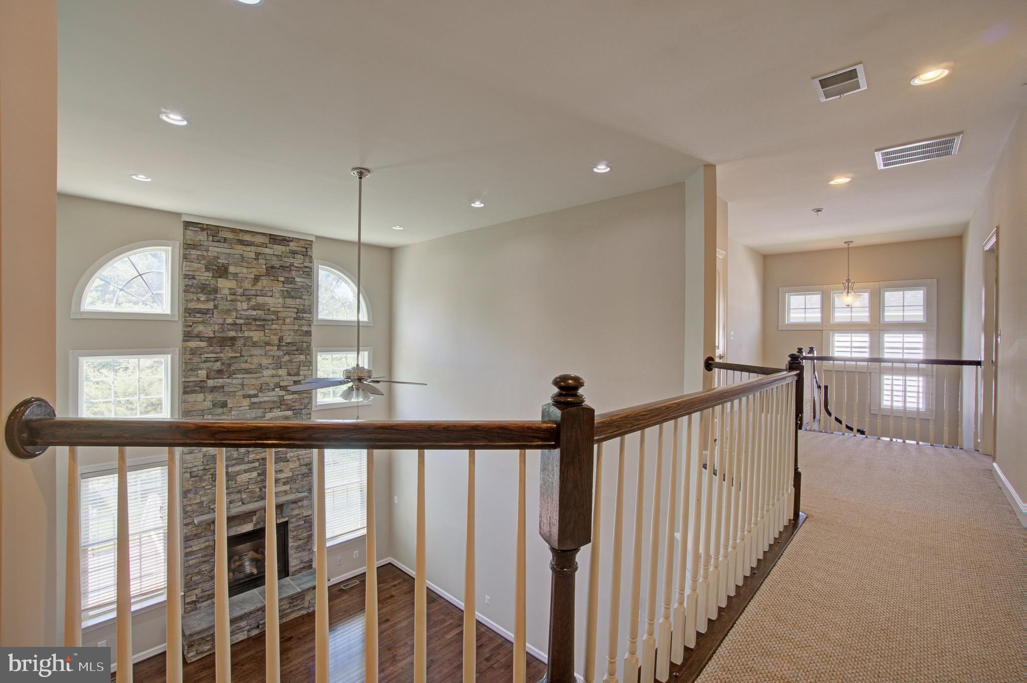 44369 Stone Roses Circle Ashburn, VA 20147 - Photo 22 of 45 Upper Level Hallway
