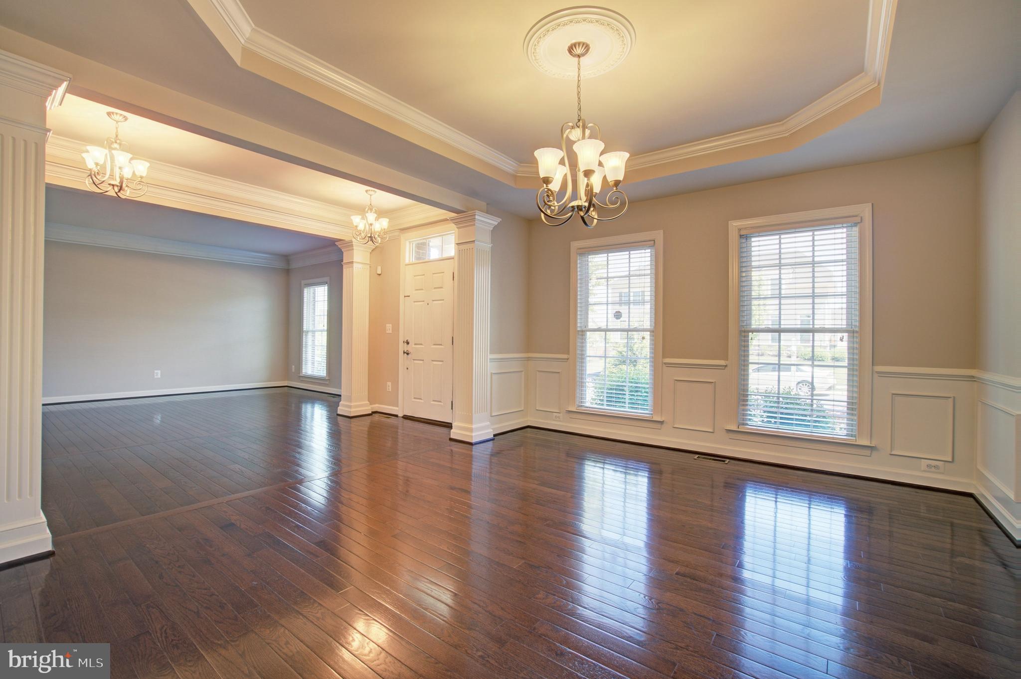 44369 Stone Roses Circle Ashburn, VA 20147 - Photo 5 of 45 Dining Room