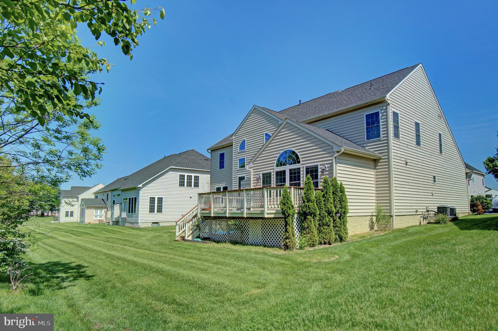 44369 Stone Roses Circle Ashburn, VA 20147 - Photo 42 of 45 Exterior Rear