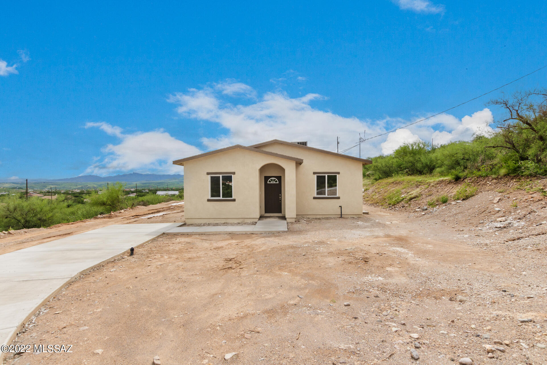 1864 Circulo Girasol Rio Rico, AZ 85648 - Photo 3 of 26