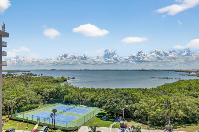 a view of a lake in middle of the house