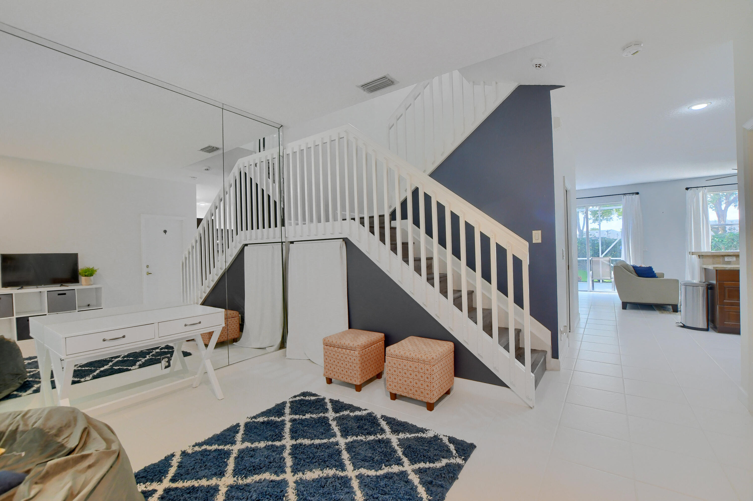 10126 Boca Palm Drive Boca Raton, FL 33498 - Photo 2 of 15 07_ebf_2140-hdr(5)
