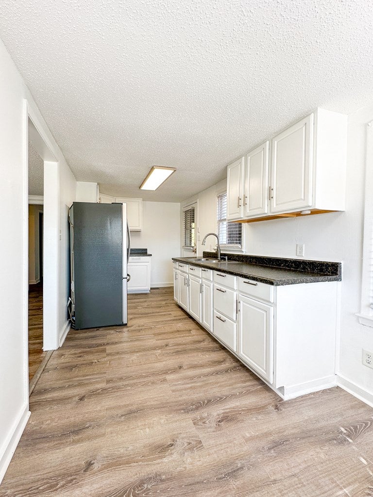3691 Old State Road Valdosta, GA 31605 - Photo 11 of 56 Gallery Image 11