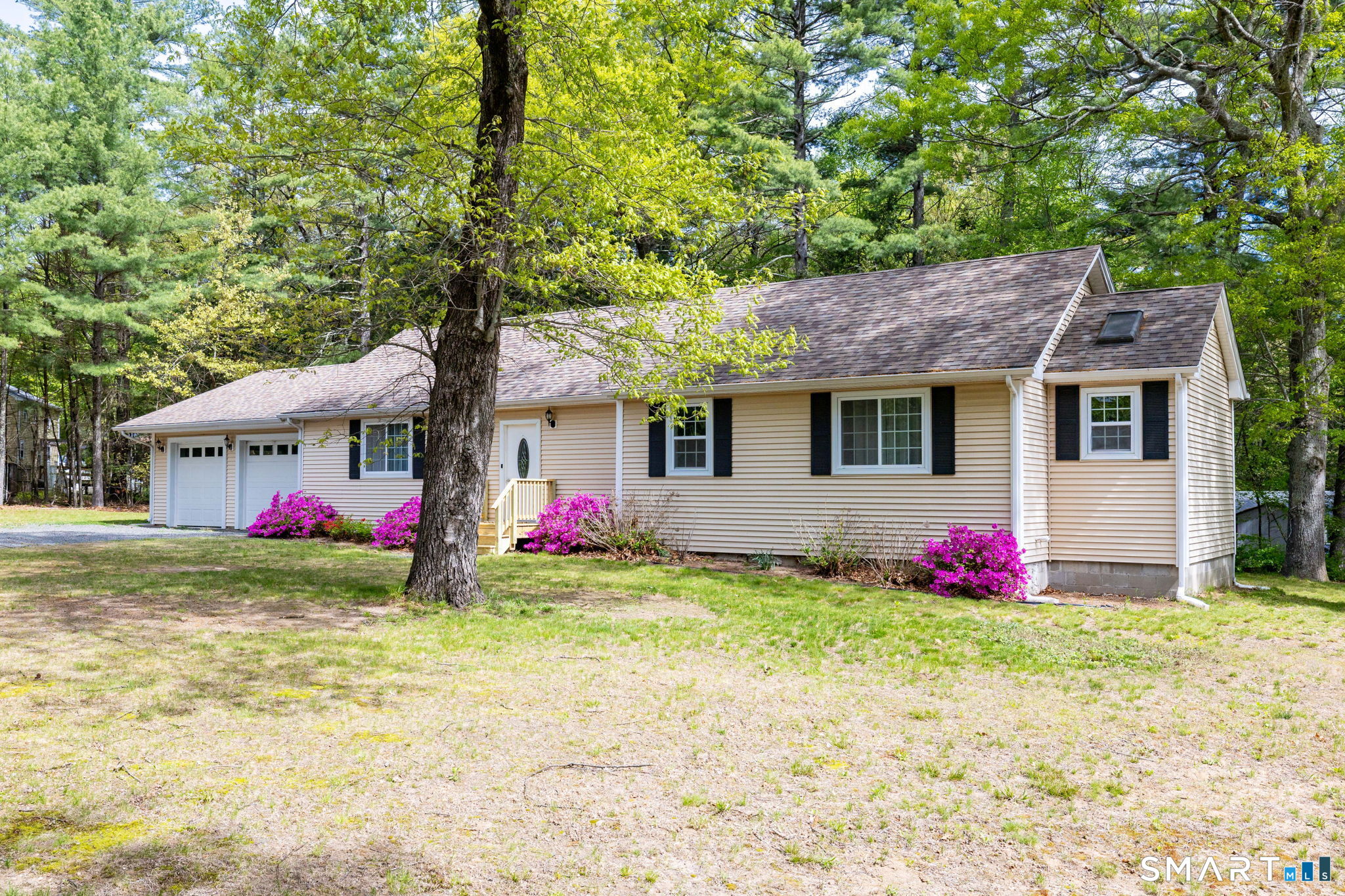 29 Old Simsbury Road Granby, CT 06035 - Photo 2 of 34