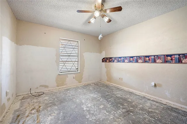 $259,900 | 1205 Clarion Drive, Corpus Christi, TX 78412