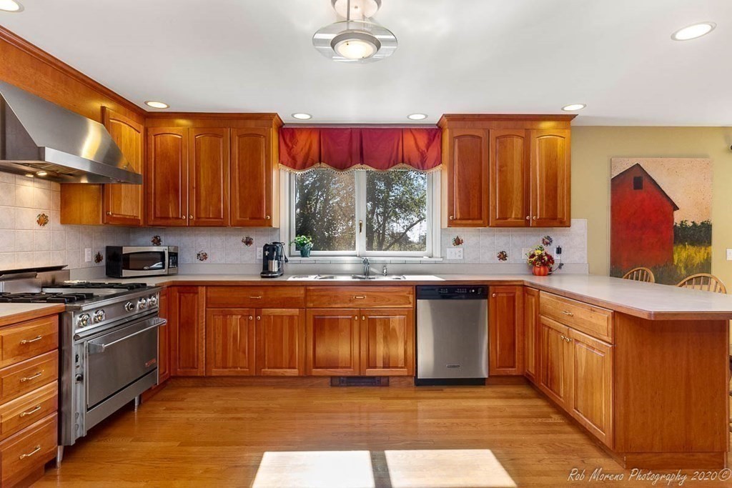 61 Spring Road Nahant, MA 01908 - Photo 8 of 40 Gallery Image 8