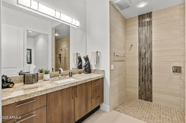 $3,500,000 | 2 Biltmore Estates Drive, Unit 106, Phoenix, AZ 85016