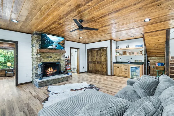 $850,000 | 217 Goldmine Road, Morganton, GA 30560