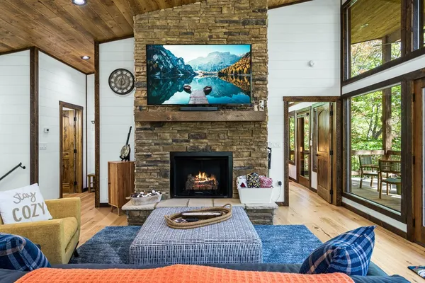 $850,000 | 217 Goldmine Road, Morganton, GA 30560