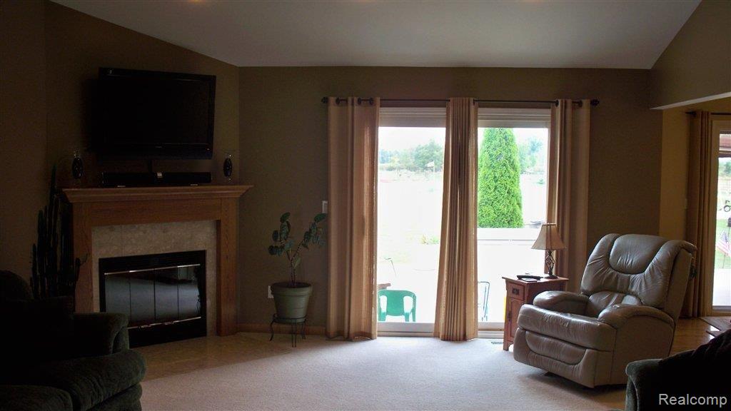 597 Stoddard Road Columbus, MI 48063 - Photo 10 of 22 Stoddard 009.jpg