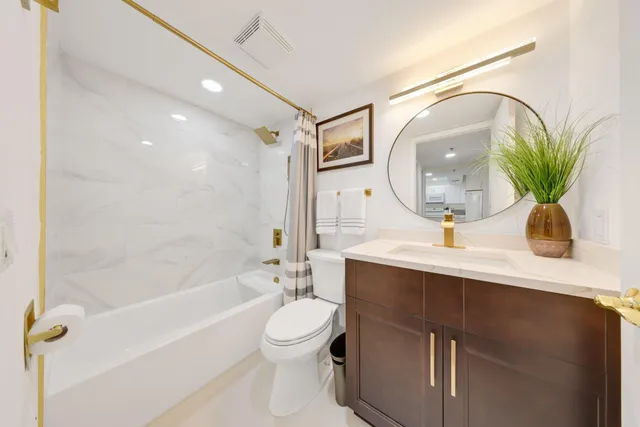 $379,000 | 6620 Boca Del Mar Drive, Unit 402, Boca Raton, FL 33433