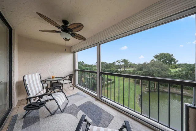 $379,000 | 6620 Boca Del Mar Drive, Unit 402, Boca Raton, FL 33433