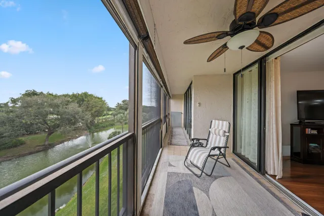 $379,000 | 6620 Boca Del Mar Drive, Unit 402, Boca Raton, FL 33433