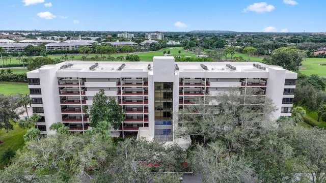 $379,000 | 6620 Boca Del Mar Drive, Unit 402, Boca Raton, FL 33433