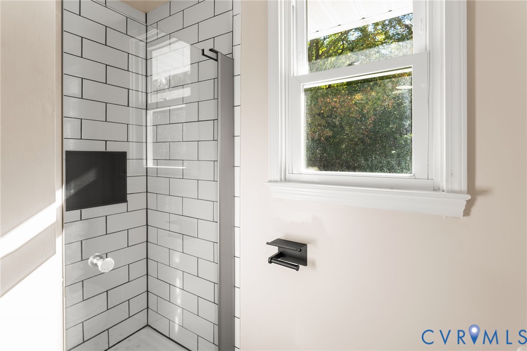467 Blundon Road Reedville, VA 22539 - Photo 19 of 35 a bathroom with a shower and a window