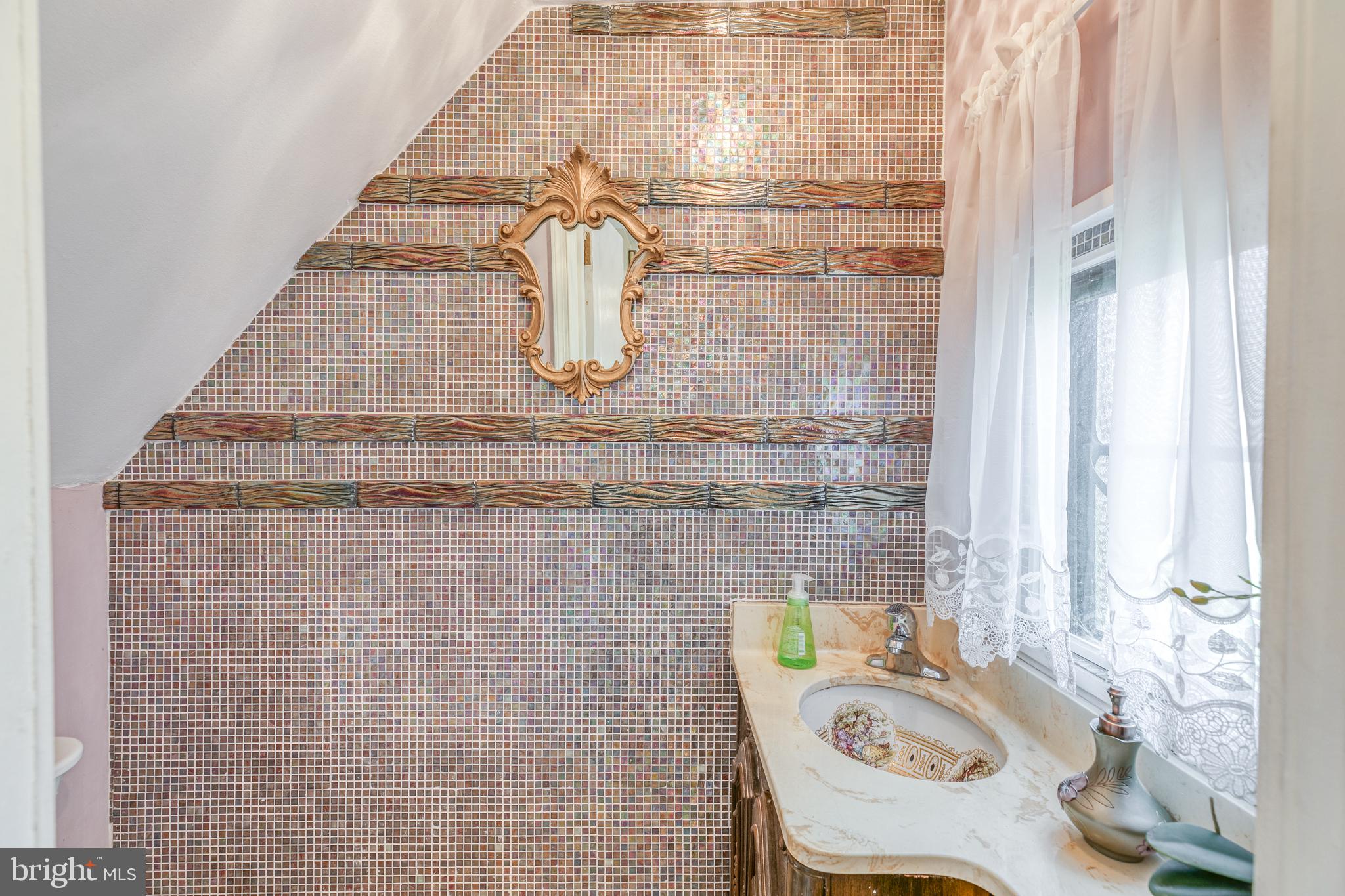 181 Lakeside Road Ardmore, PA 19003 - Photo 11 of 22 Half Bath