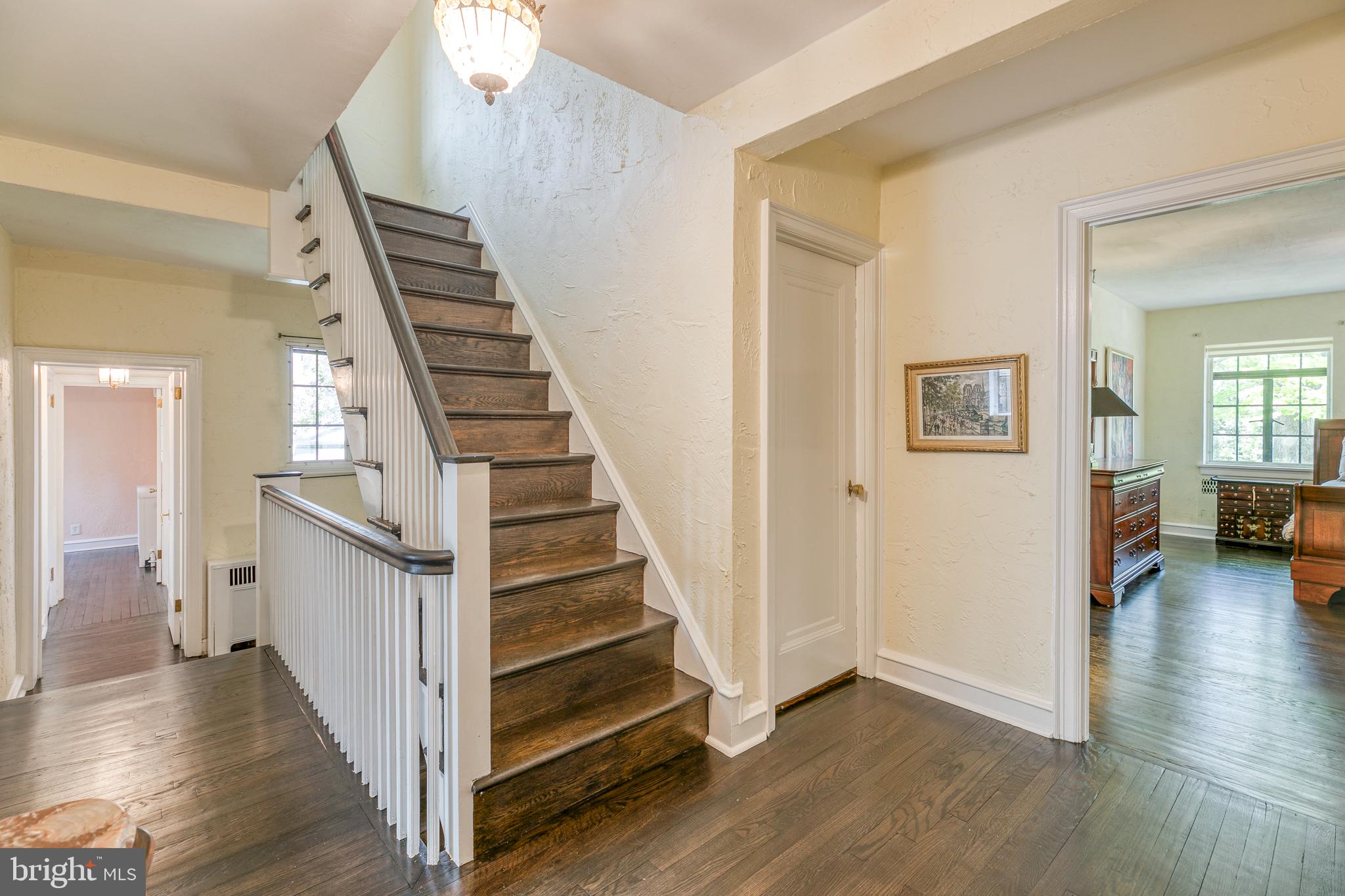 181 Lakeside Road Ardmore, PA 19003 - Photo 12 of 22 2nd Floor Landing