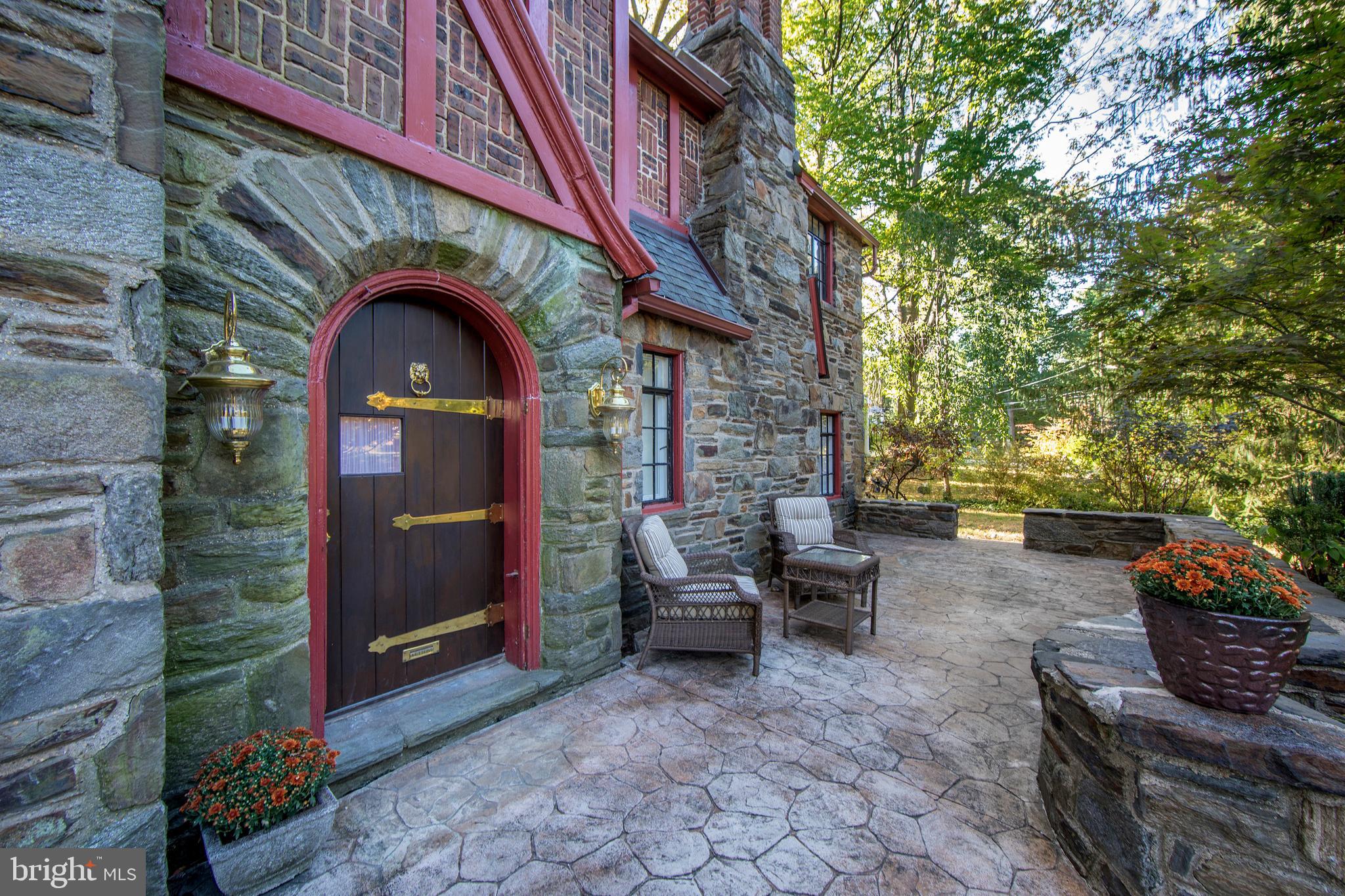 181 Lakeside Road Ardmore, PA 19003 - Photo 3 of 22 Front Patio