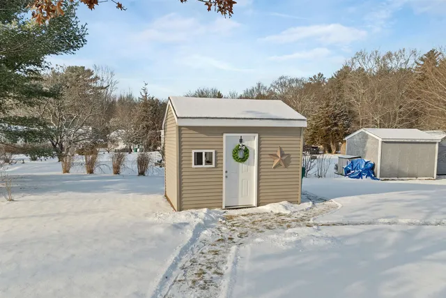 $350,000 | 3 Slate Run, North Hampton, NH 03862