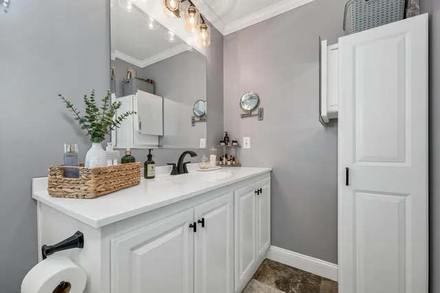 $350,000 | 3 Slate Run, North Hampton, NH 03862