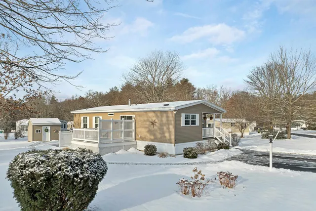 $350,000 | 3 Slate Run, North Hampton, NH 03862