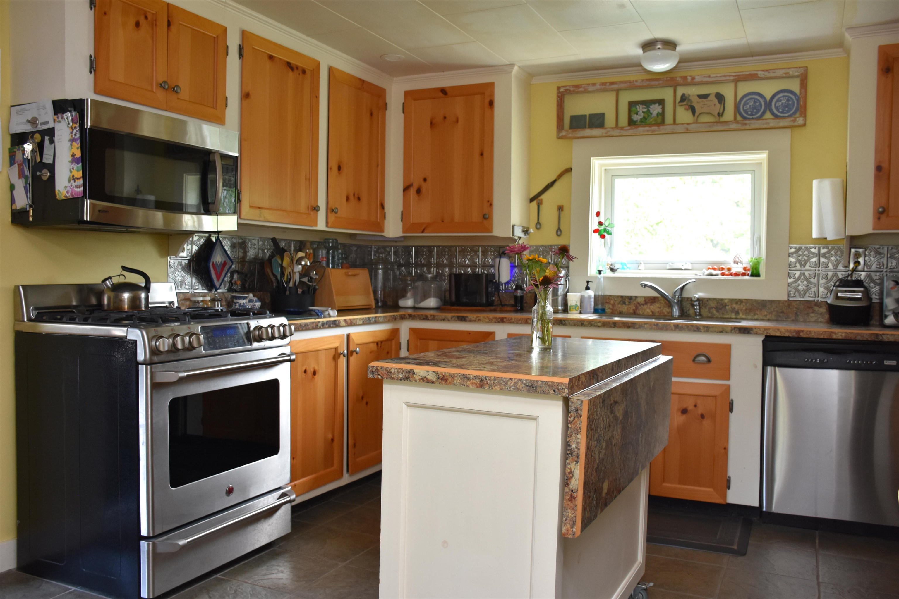 188 Worcester Village Road Worcester, VT 05682 - Photo 4 of 59 Gallery Image 4