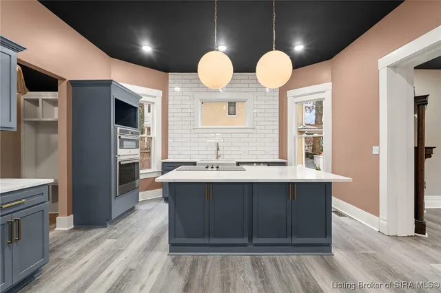 $385,000 | 1907 Ekin Avenue, New Albany, IN 47150