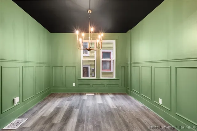 $385,000 | 1907 Ekin Avenue, New Albany, IN 47150