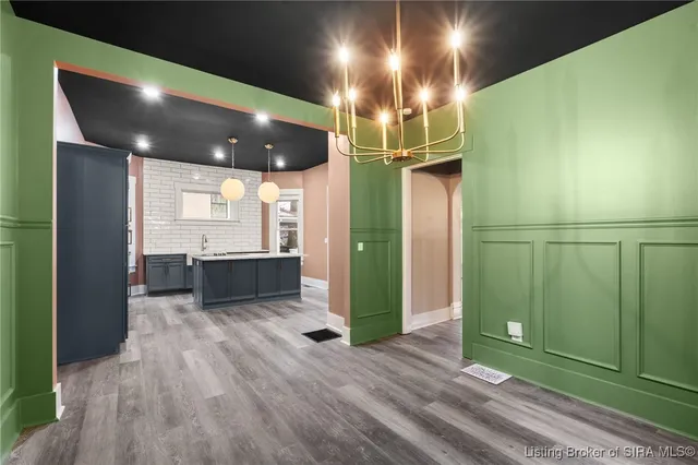 $385,000 | 1907 Ekin Avenue, New Albany, IN 47150