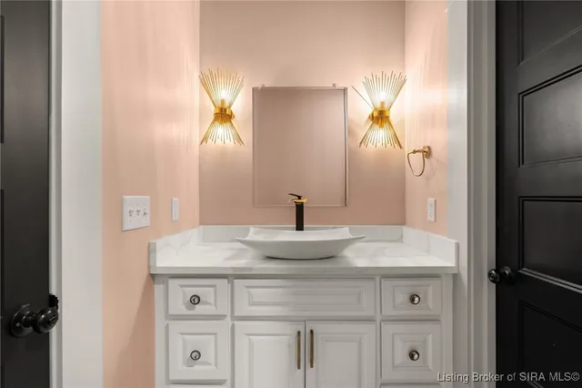 $385,000 | 1907 Ekin Avenue, New Albany, IN 47150