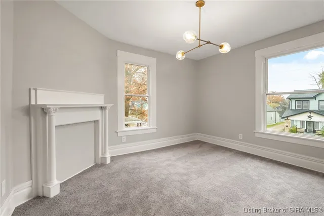 $385,000 | 1907 Ekin Avenue, New Albany, IN 47150