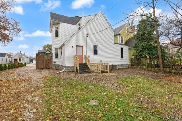 $385,000 | 1907 Ekin Avenue, New Albany, IN 47150