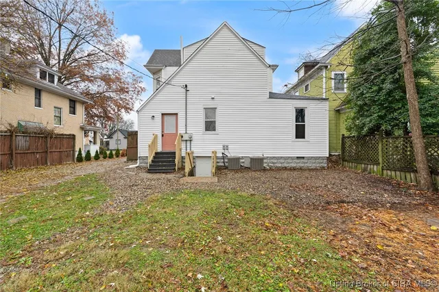 $385,000 | 1907 Ekin Avenue, New Albany, IN 47150