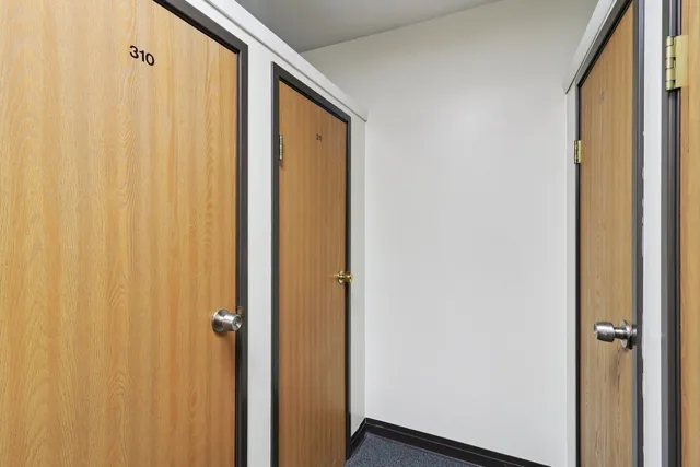 $105,000 | 3170 West Monroe Street, Unit 311, Waukegan, IL 60085