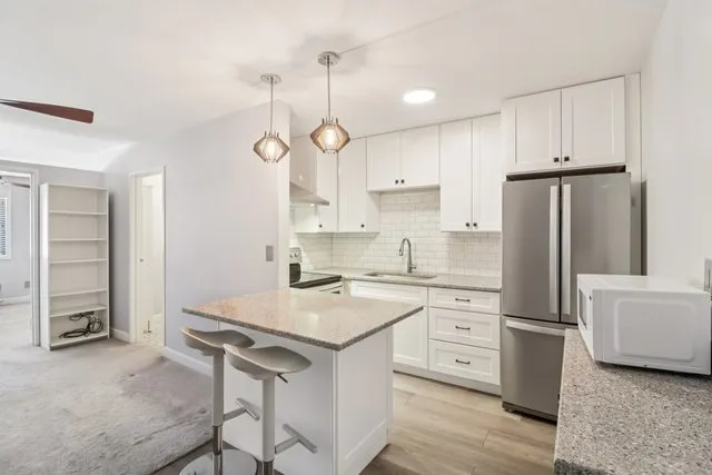 $105,000 | 3170 West Monroe Street, Unit 311, Waukegan, IL 60085