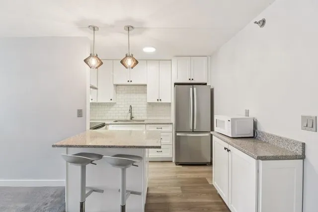 $105,000 | 3170 West Monroe Street, Unit 311, Waukegan, IL 60085