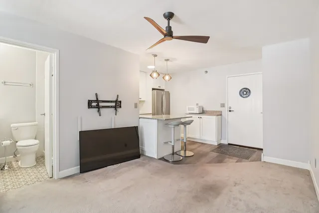 $105,000 | 3170 West Monroe Street, Unit 311, Waukegan, IL 60085