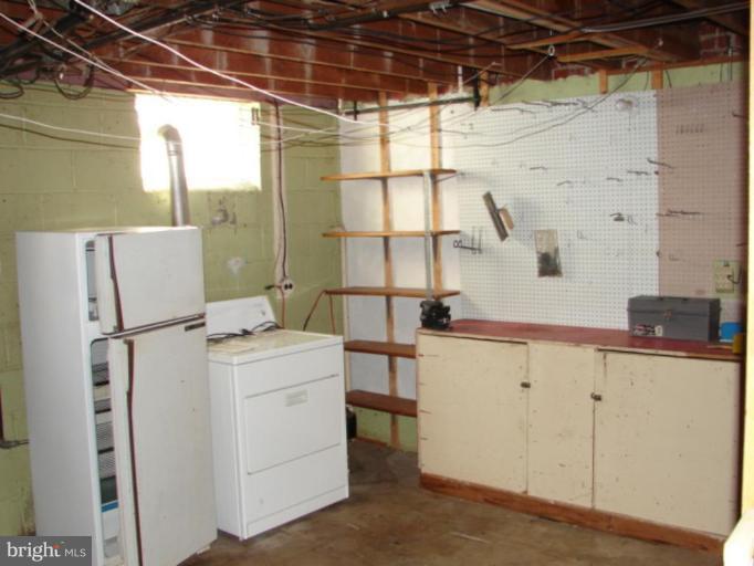 321 Leeanne Road Essex, MD 21221 - Photo 9 of 12 Basement #2